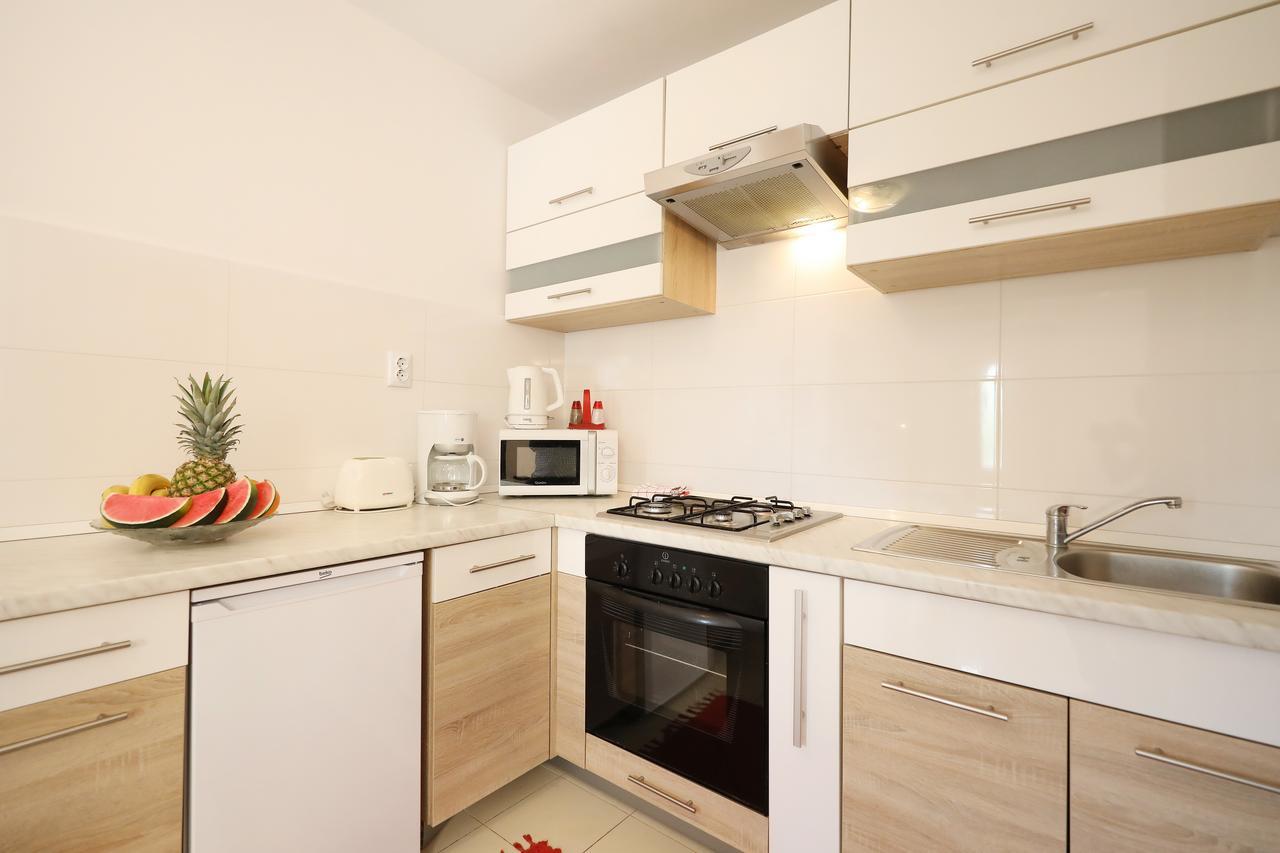 Apartments Mirakul ซาดาร์ ภายนอก รูปภาพ